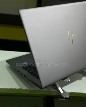 Neuf Ordinateur Portable HP ZBook 14u G5 16GB Intel Core I5 SSD 256GB
