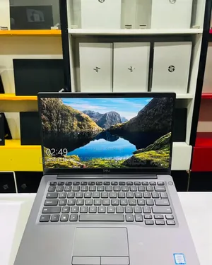 Neuf Dell Latitude 7400 16GB Intel Core I5 SSD 256GB