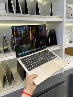 Neuf Apple MacBook Air 2022 M2 8GB Apple M2 SSD 256GB