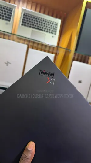 Neuf Lenovo ThinkPad X1 Carbon 16GB Intel Core I7 SSD 512GB