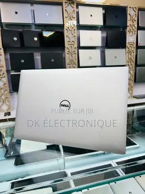 Neuf Dell XPS 15 (9560) 16GB Intel Core I7 SSD 512GB