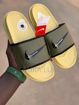 Sandales Nike Disponible Pointure ,40,41,42,43,44,45,
