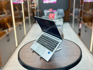 Neuf Ordinateur Portable HP ProBook 430 16GB Intel Core I7 SSD 512GB