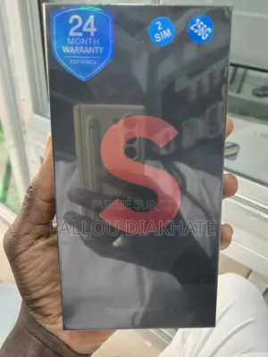 Nouveau Samsung Galaxy S22 Ultra 5G 256 GB Autre