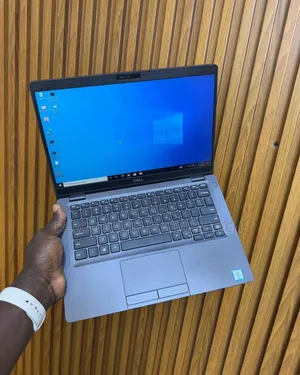 Ordinateur Portable Dell Latitude 5300 16GB Intel Core I5 SSD 256GB