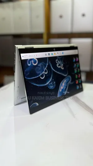 Neuf HP EliteBook X360 1030 G3 8GB Intel Core I5 SSD 256GB