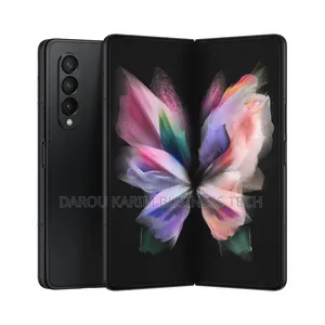 Neuf Samsung Galaxy Z Fold 3 256 GB Autre