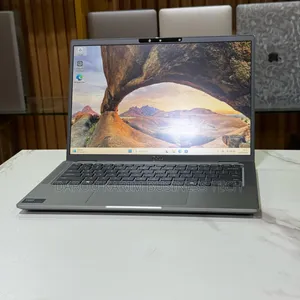 Neuf Dell Latitude 13 7350 16GB Intel Core Ultra 5 SSD 256GB