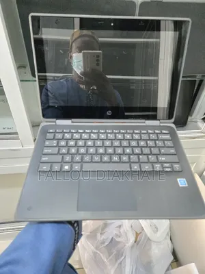 Neuf HP EliteBook X360 1030 G3 4GB Intel Celeron SSD 512GB