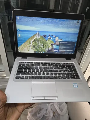 Neuf HP EliteBook 840 G3 8GB Intel Core I5 SSD 256GB