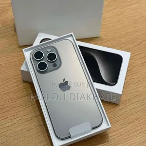 Neuf Apple iPhone 15 Pro Max 256 GB