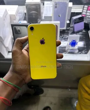 Neuf Apple iPhone XR 128 GB Autre