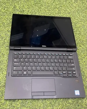 Neuf Dell Latitude 7390 16GB Intel Core I7 SSD 256GB