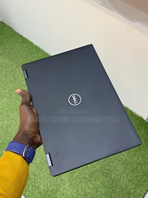 Neuf Dell Latitude 7390 16GB Intel Core I7 SSD 512GB