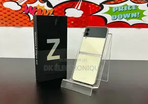 Neuf Samsung Galaxy Z Flip 3 256 GB Doré
