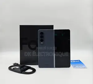 Neuf Samsung Galaxy Z Fold4 256 GB Bleu