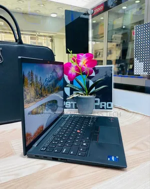 Neuf Lenovo ThinkPad X1 Carbon 32GB Intel Core I7 SSD 1T