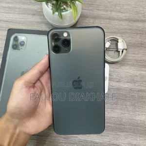 Neuf Apple iPhone 11 Pro Max 256 GB