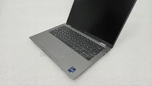 Neuf Ordinateur Portable Dell Latitude 7440 32GB Intel Core I7 SSD 512GB