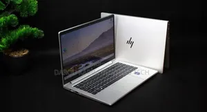 Neuf Ordinateur Portable HP 630 32GB Intel Core I7 SSD 512GB