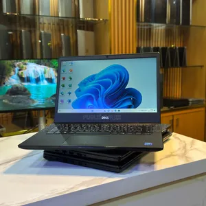 Neuf Ordinateur Portable Dell Wyse 5470 8GB Intel Pentium SSD 256GB