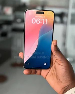 Neuf Apple iPhone 15 Pro Max 256 GB Autre