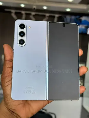 Neuf Samsung Galaxy Z Fold4 256 GB Autre