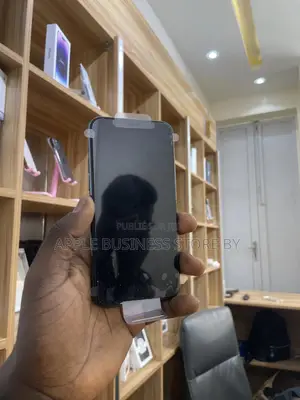 Neuf Apple iPhone 11 Pro 64 GB Vert