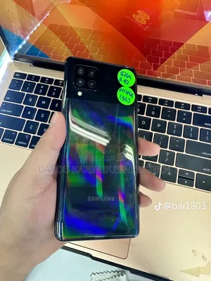 Neuf Samsung Galaxy A42 5G 128 GB Autre