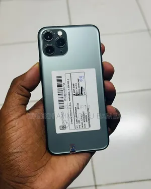 Nouveau Apple iPhone 11 Pro 64 GB Vert