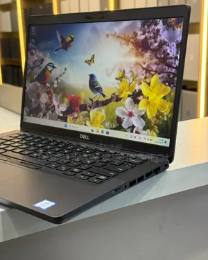 Neuf Ordinateur Portable Dell Latitude 5300 16GB Intel Core I7 SSD 512GB