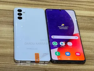 Neuf Samsung Galaxy A82 5G (Galaxy Quantum 2) 128 GB Autre