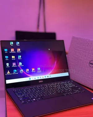 Neuf Ordinateur Portable Dell XPS 13 (9360) 16GB Intel Core I7 SSD 512GB