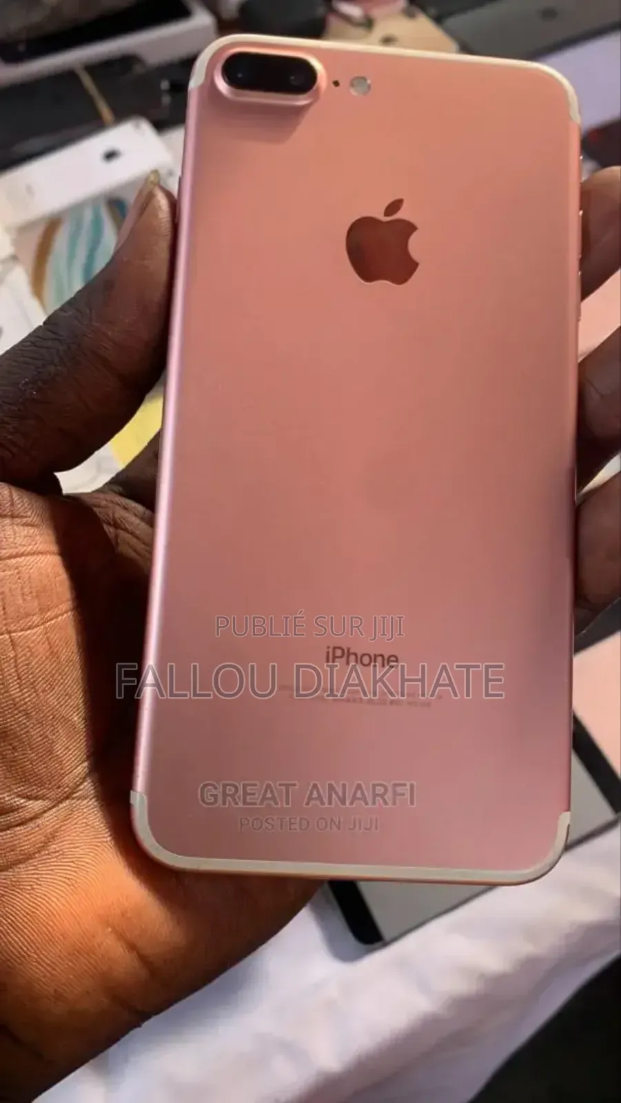 Neuf Apple iPhone 7 Plus 128 GB