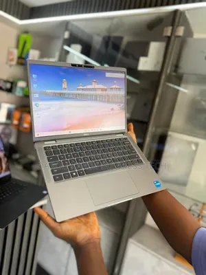 Neuf Dell Inspiron 13 7347 16GB Intel Core I7 SSD 512GB
