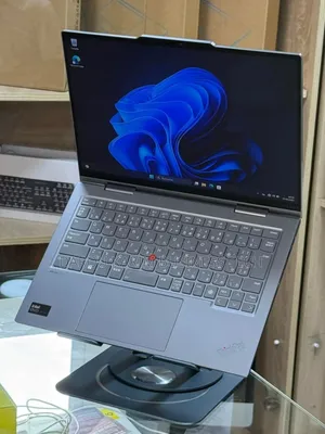 Neuf Lenovo Thinkpad X1 Yoga 32GB Intel Core Ultra 7 SSD 512GB