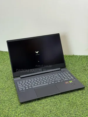 Neuf Ordinateur Portable HP Victus 16 64GB AMD Ryzen 7 SSD 4T