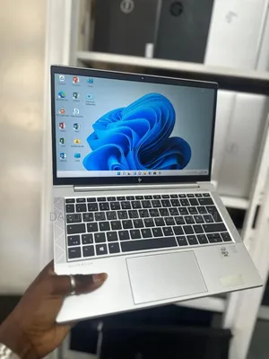 Neuf HP EliteBook 840 G7 16GB Intel Core I5 SSD 512GB