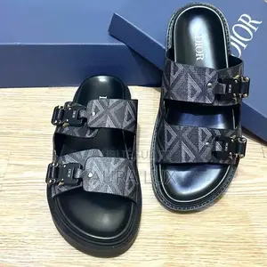 Sandales Dior Disponible