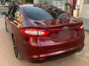 Ford Fusion Titanium 4dr Sedan AWD w/EcoBoost (2.0L 4cyl Turbo 6A) 2014