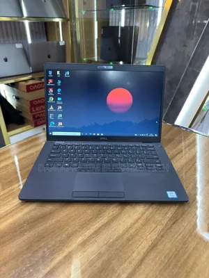Neuf Ordinateur Portable Dell Latitude 5400 16GB Intel Core I7 SSD 512GB