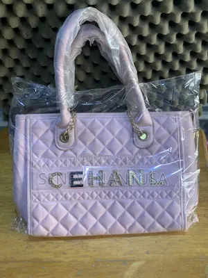 At Sacs Femmes Disponible