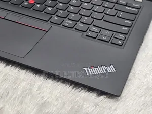 Neuf Lenovo Thinkpad T14s Gen 2 16GB AMD Ryzen 7 SSD 512GB
