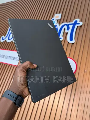 Neuf Lenovo ThinkPad X270 8GB Intel Core I5 SSD 256GB