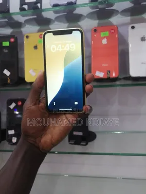 Neuf Pomme iPhone 11 128 GB Jaune