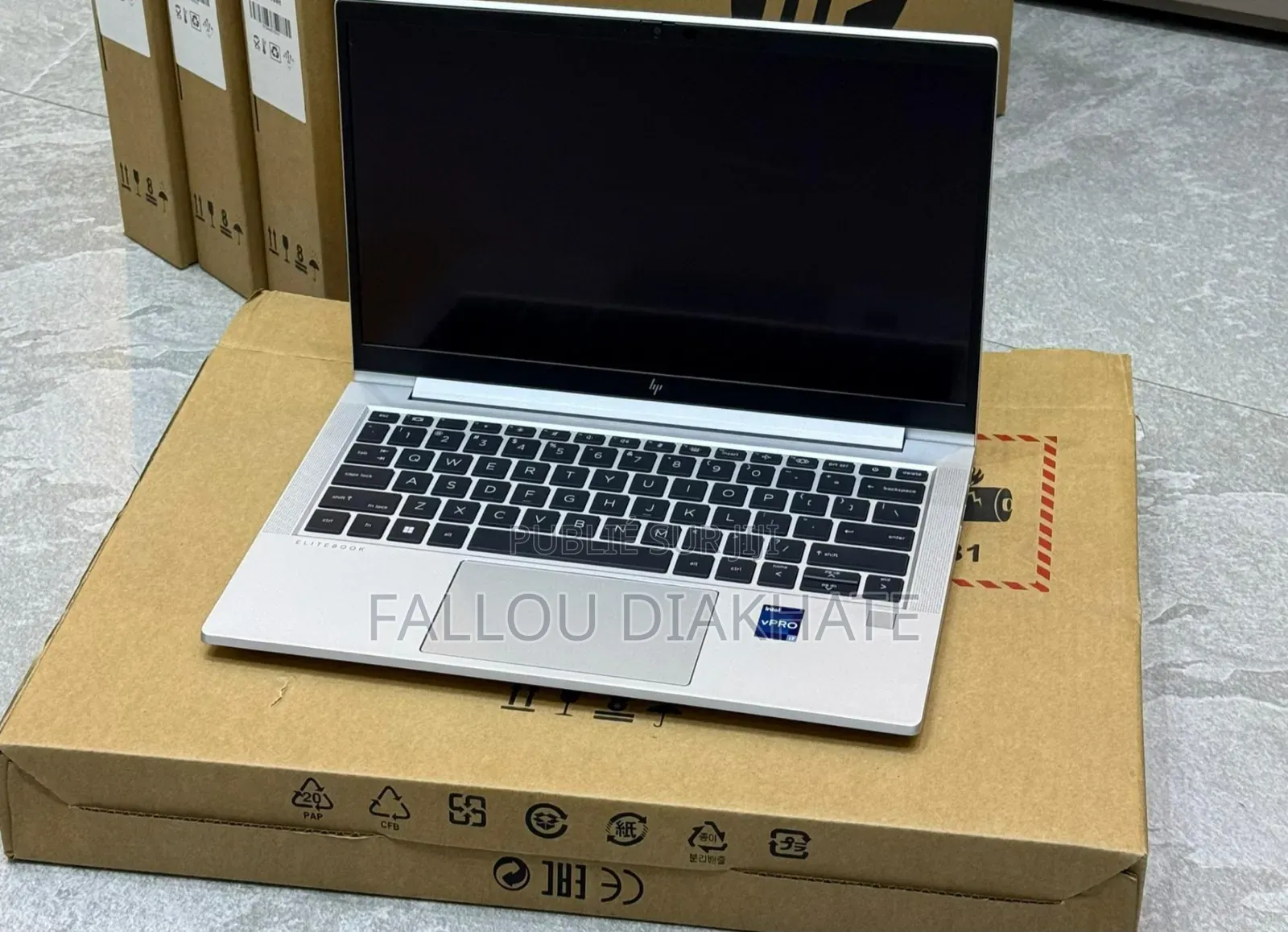Neuf HP EliteBook 640 G10 16GB Intel Core I7 SSD 512GB