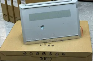 Neuf HP EliteBook 640 G10 16GB Intel Core I7 SSD 512GB