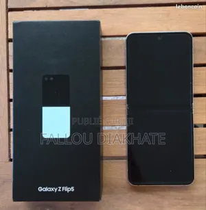 Neuf Samsung Galaxy Z Flip 5 256 GB Bleu