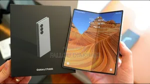 Neuf Samsung Galaxy Z Fold6 256 GB Bleu
