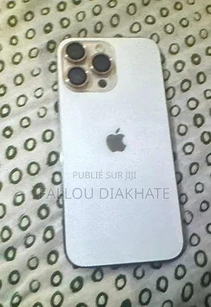 Neuf Apple iPhone 12 Pro Max 256 GB Doré